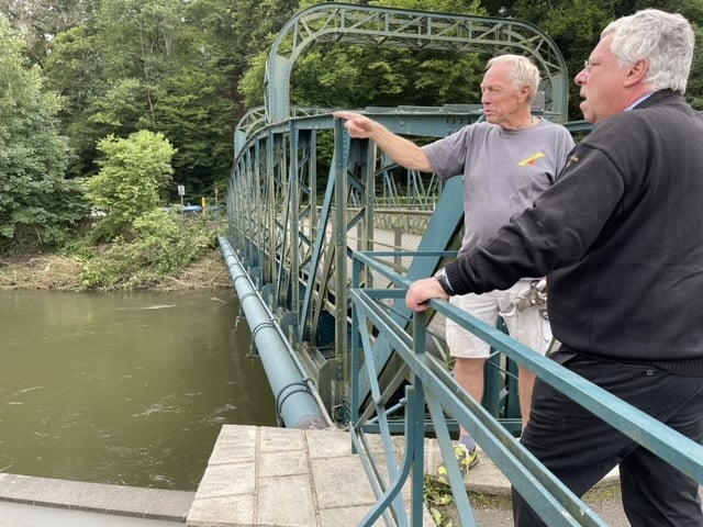 Gespräche mit Bürgerinnen und Bürgern zum Thema Hochwasser