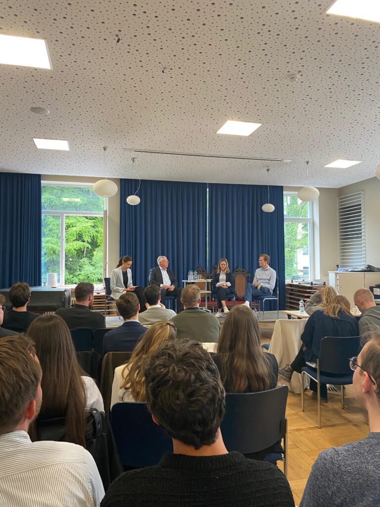 Beim Regionaltag in Bonn