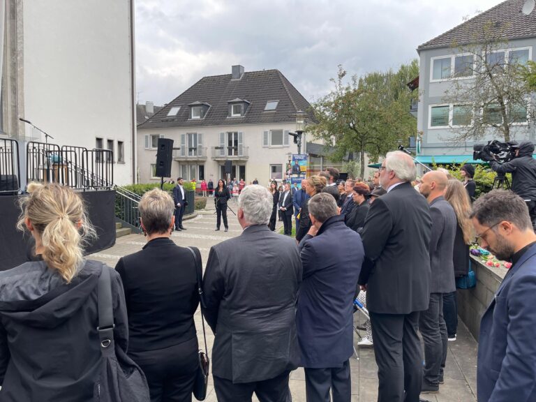 Gedenken: Ein Jahr nach dem Attentat in Solingen