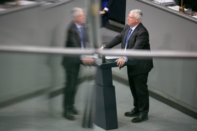 Aktuelle Entscheidungen des Deutschen Bundestages