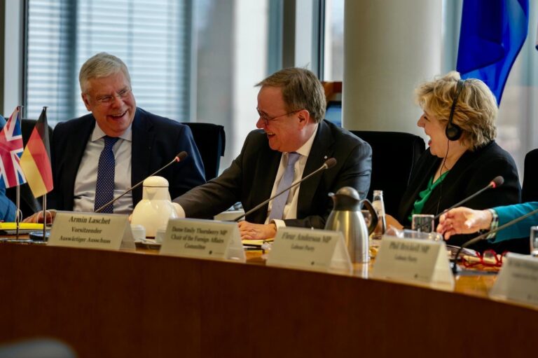 Delegation des Britischen Unterhauses zu Gast in Berlin