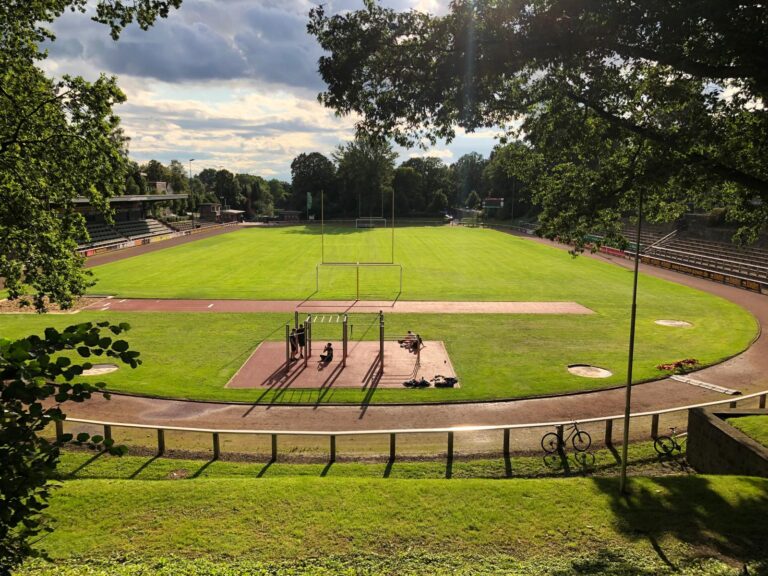 1,09 Millionen Euro für Solingen / Bundesförderung für die „Jahnkampfbahn“ steht!