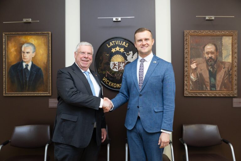 Verteidigung im Fokus: Treffen mit dem lettischen Parlamentarischen Staatssekretär Herrn Uršuļskis