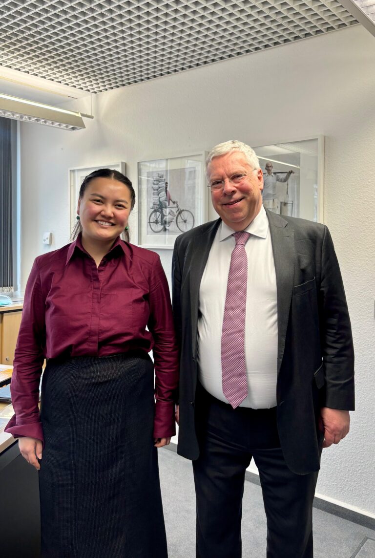 Internationales Parlaments-Stipendium: Willkommen, Anudari!