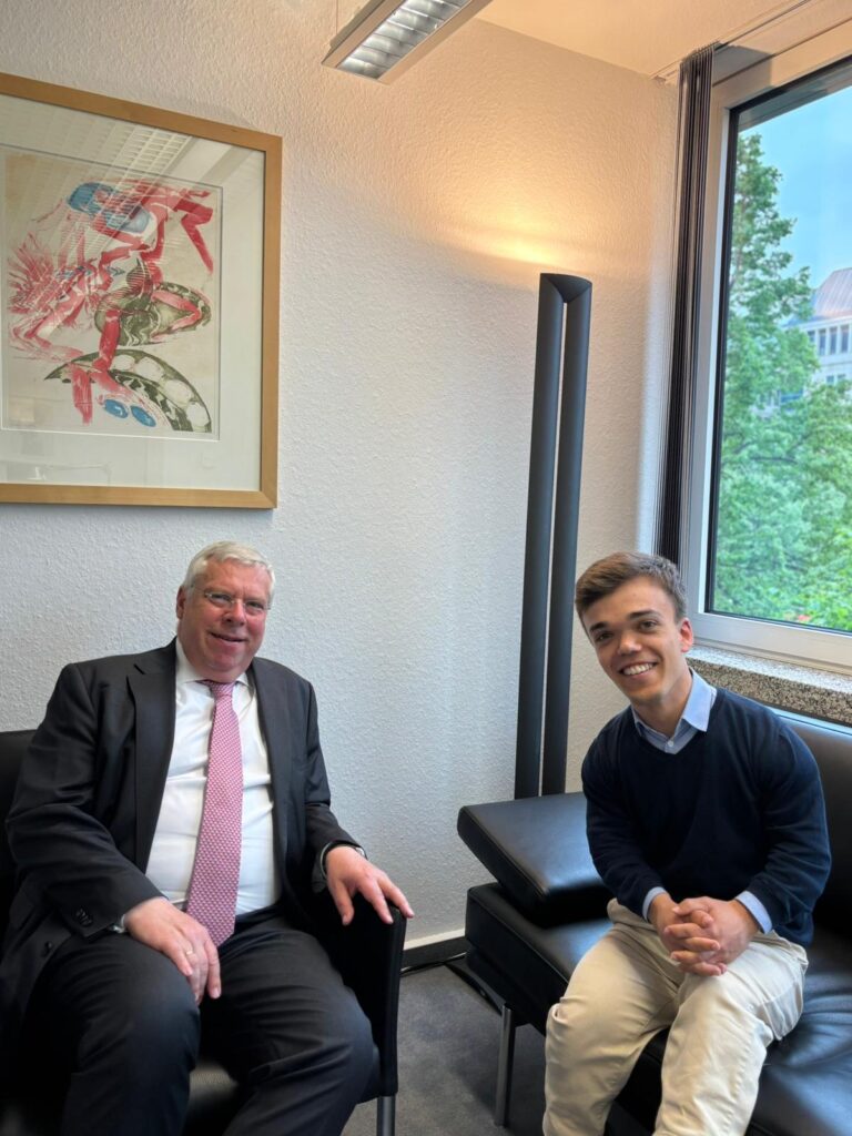 Praktikumsbericht von Christian Hintze